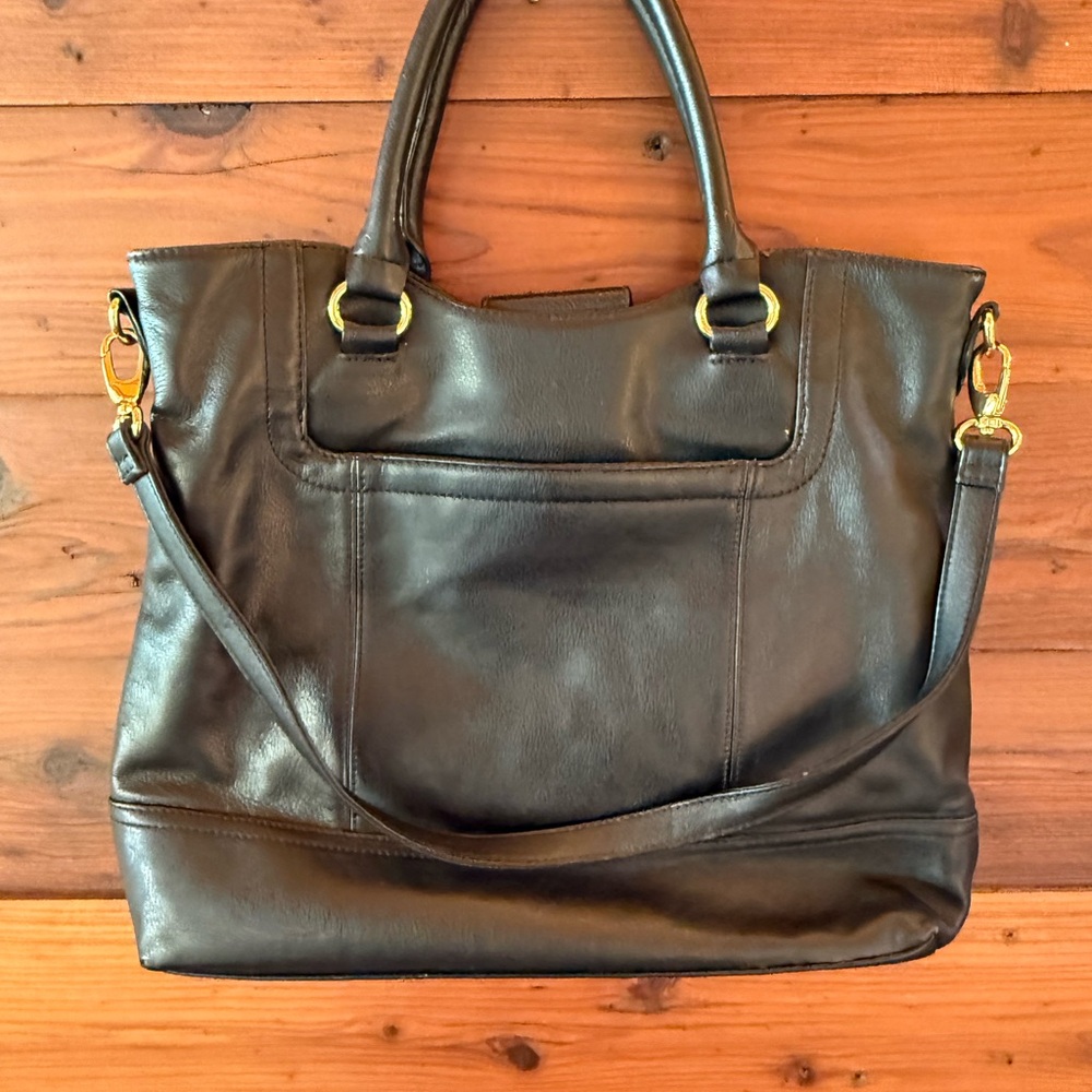 Tignanello leather purse.